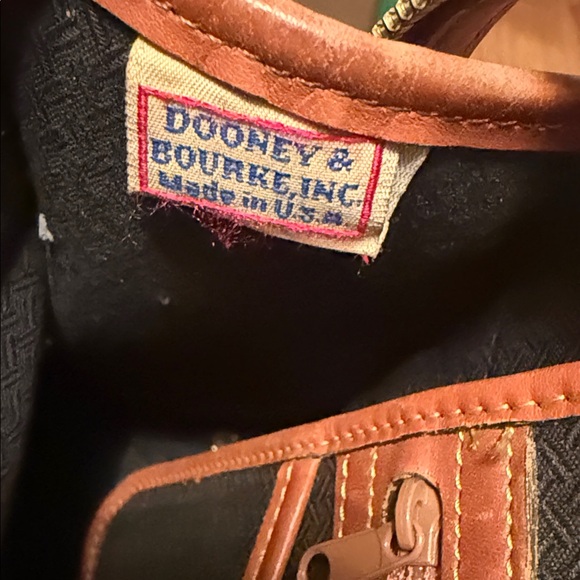 Dooney & Bourke Black and Tan Shoulder Bag - Picture 7 of 13